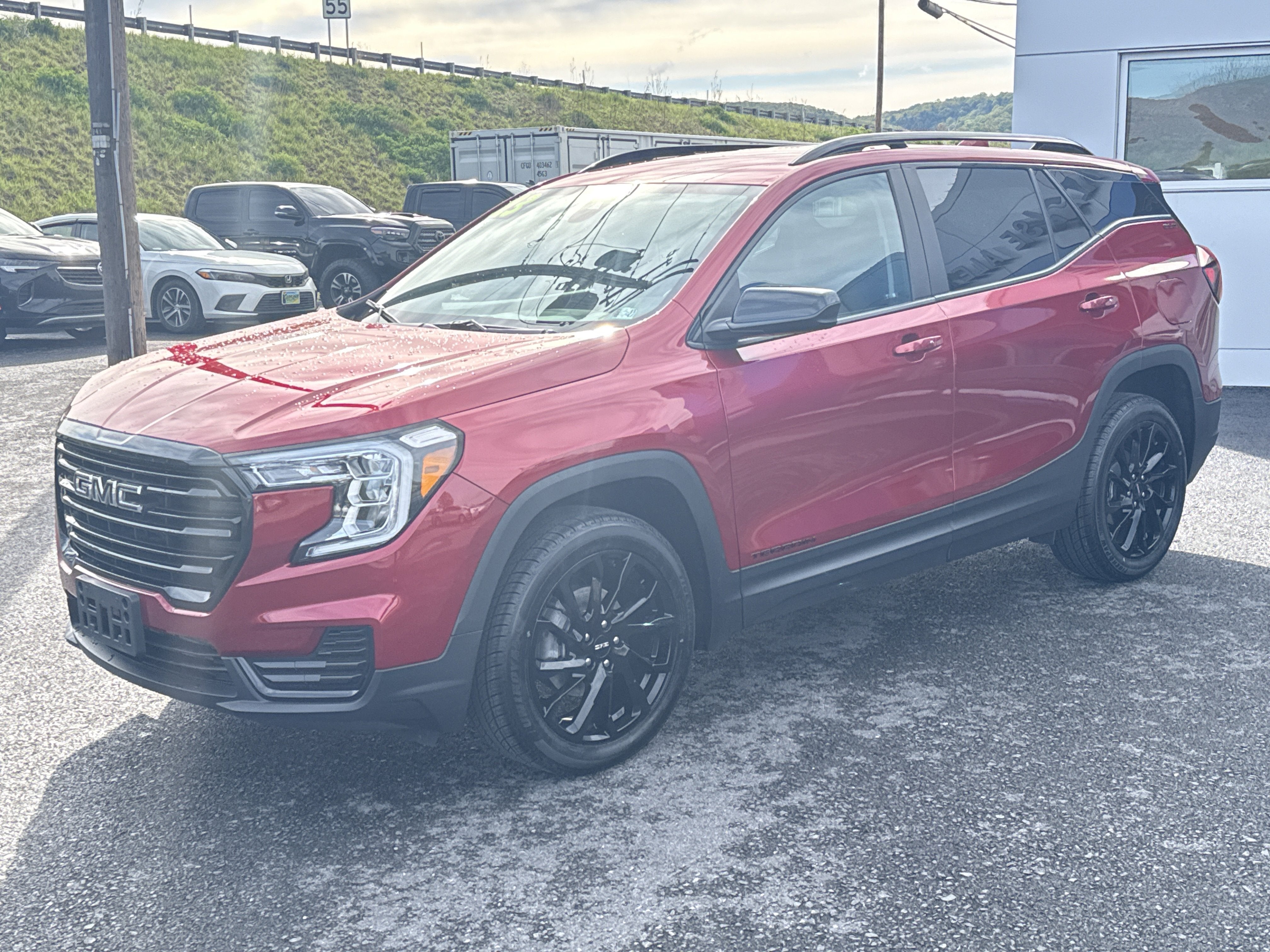2023 GMC Terrain SLE