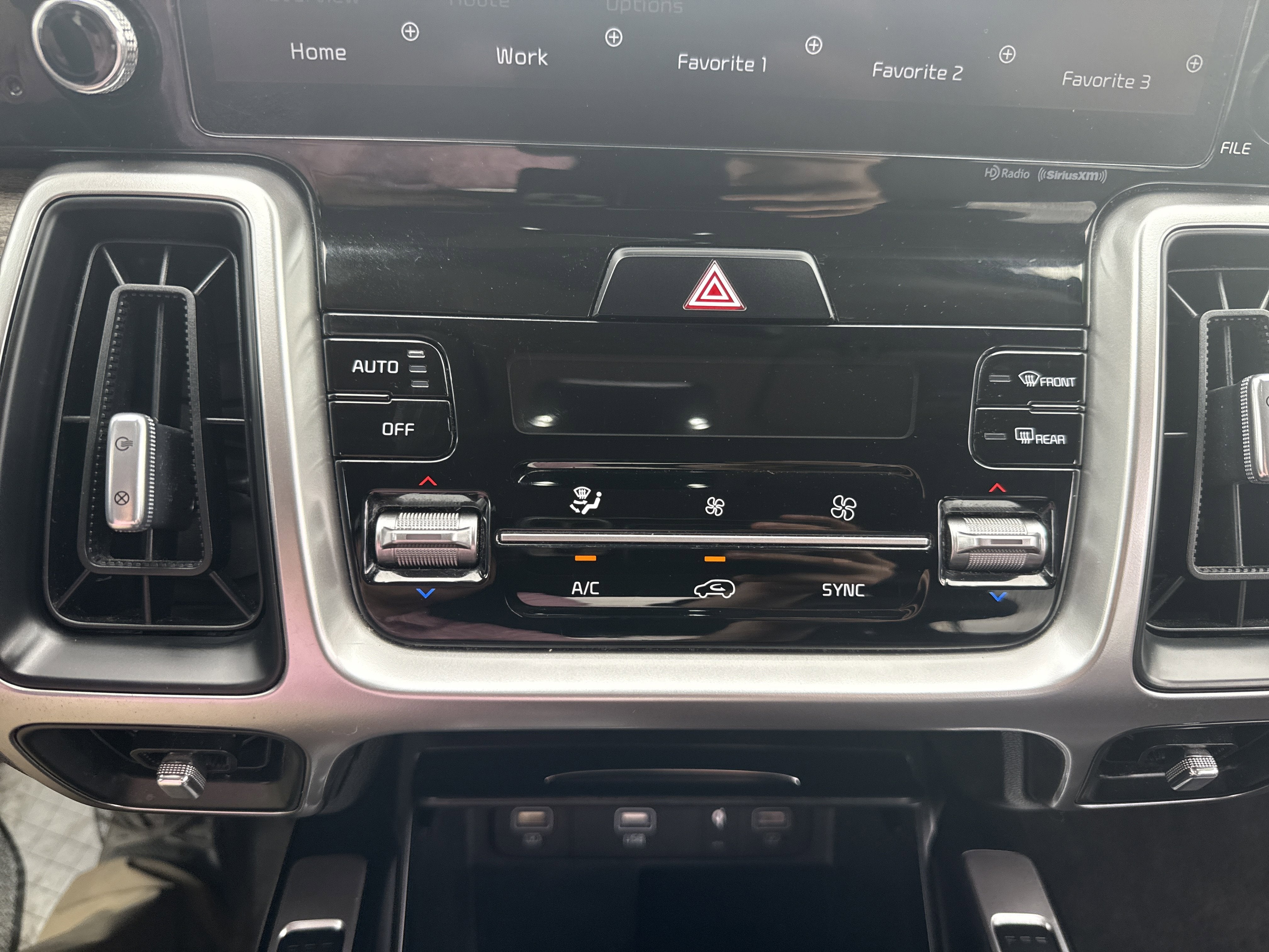 2022 Kia Sorento X-Line EX