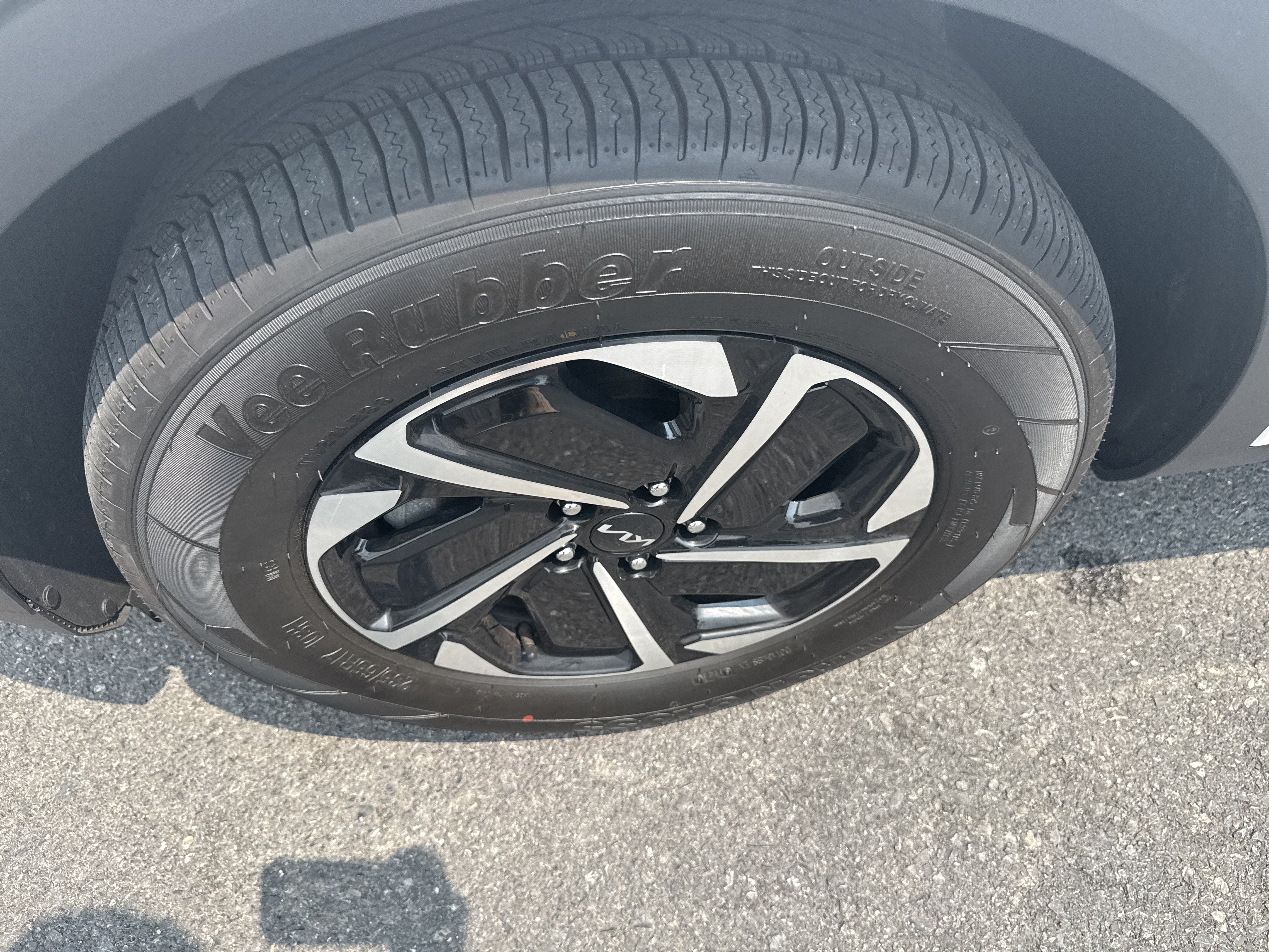2023 Kia Sportage Hybrid LX