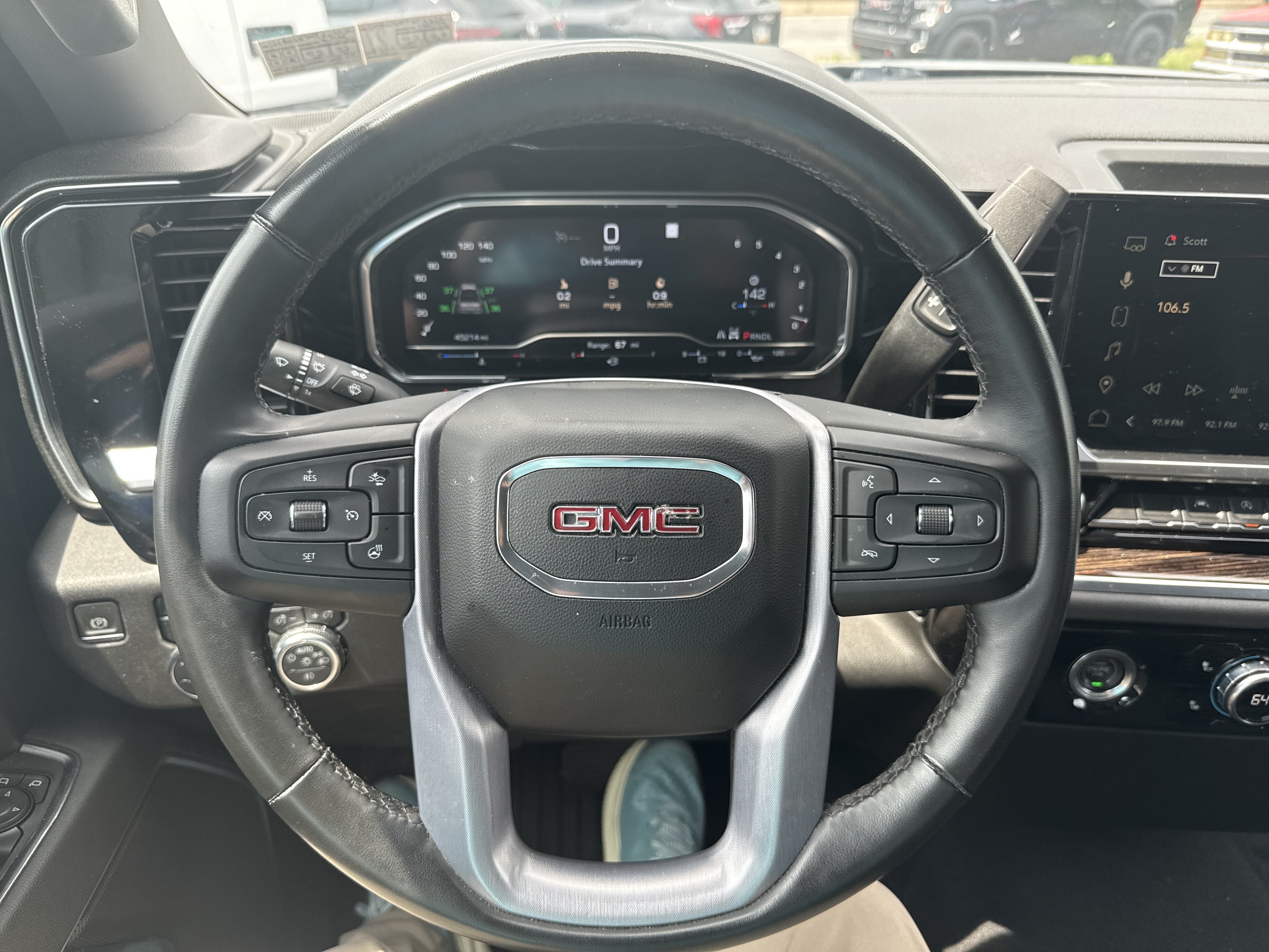 2023 GMC Sierra 1500 Elevation
