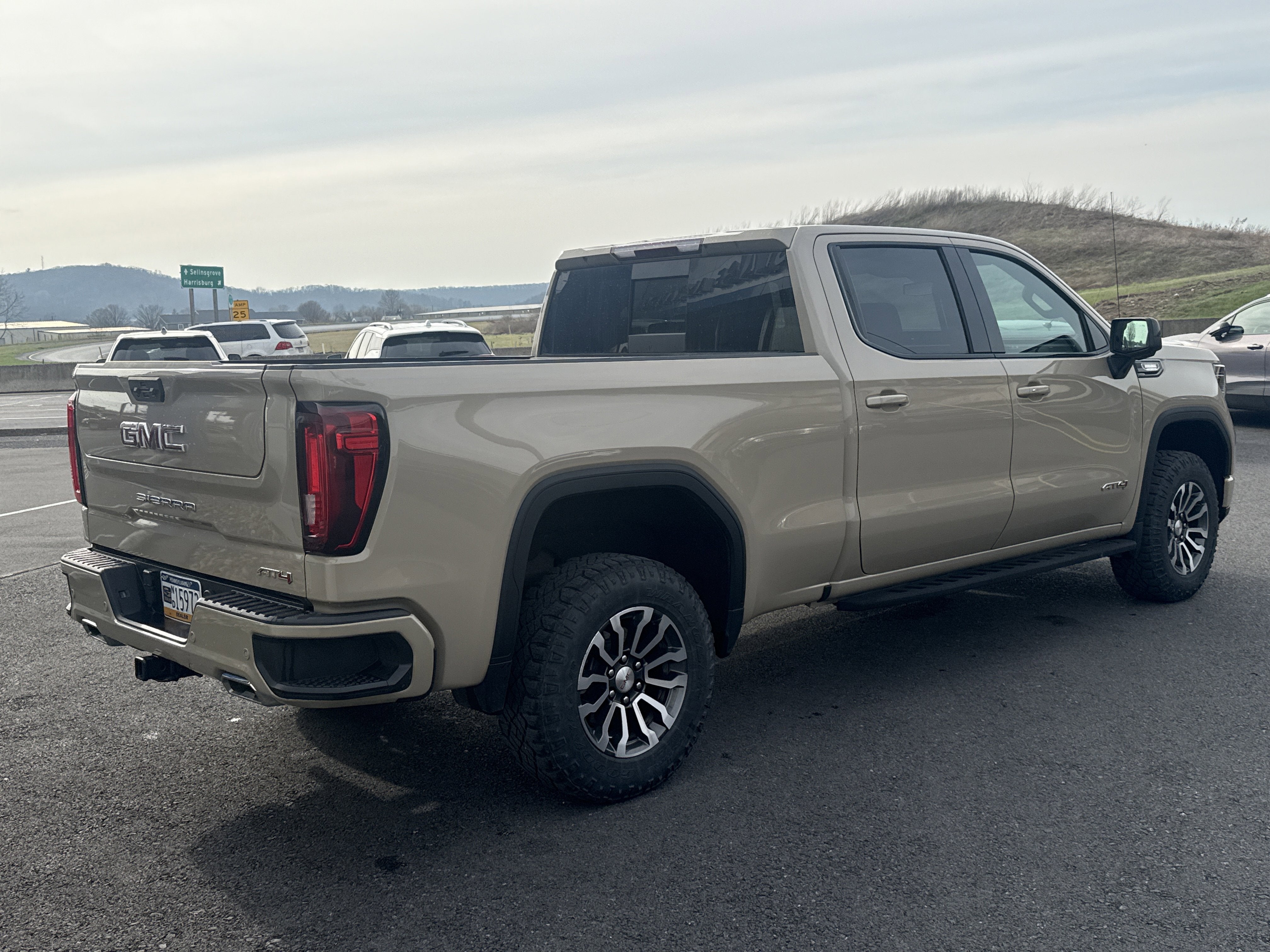 2022 GMC Sierra 1500 AT4